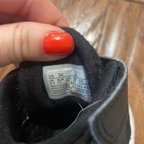 Nike Jordan Fadeaway black sneaker size 5 - Picture 7 of 11